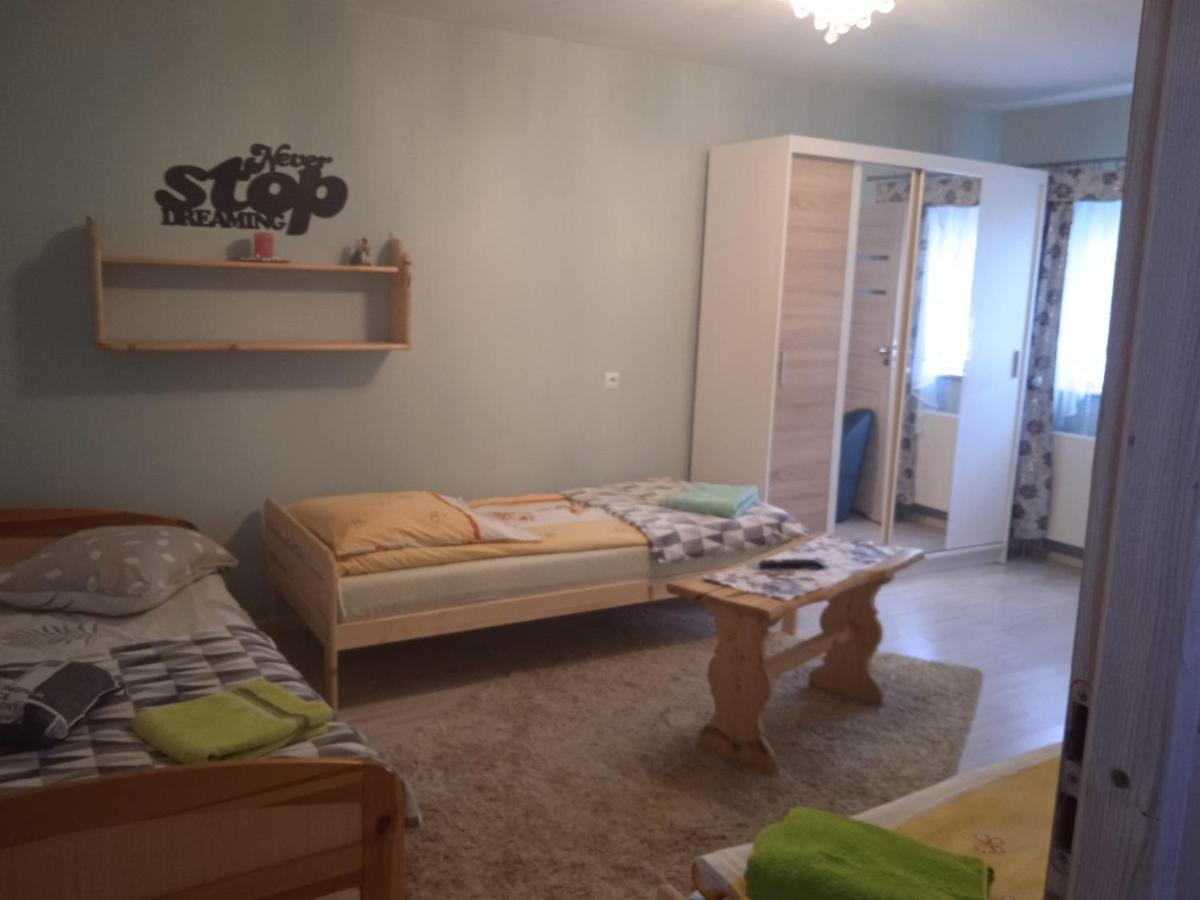 Amico Apartment Gron Bagian luar foto